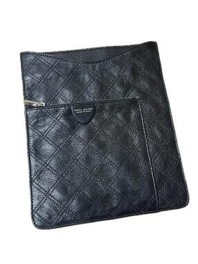 Marc Jacobs Quilted iPad Leather Case Zipper pouch on front
